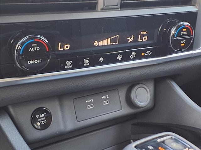 2025 Nissan Rogue SV