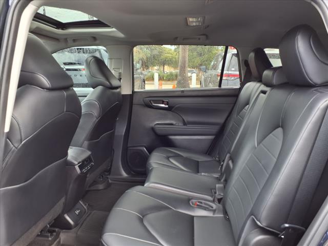 2023 Toyota Highlander 