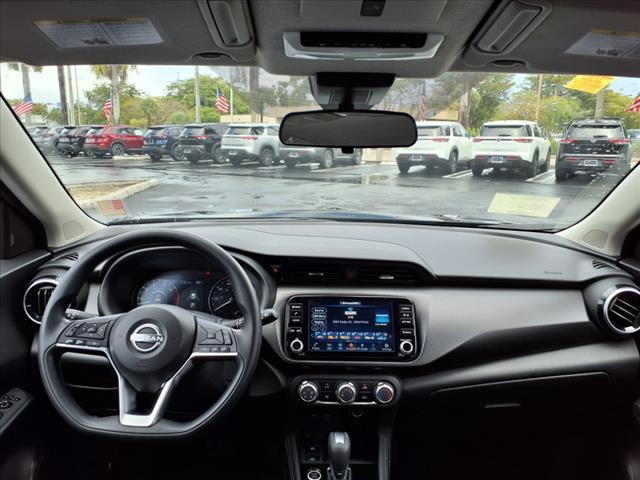 2024 Nissan Kicks SV