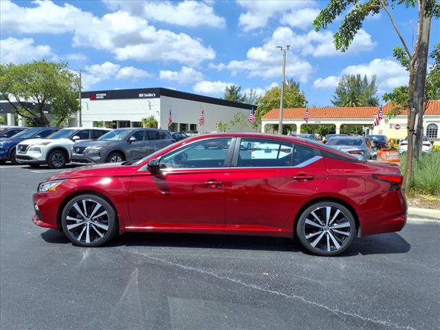 2021 Nissan Altima 2.5 SR