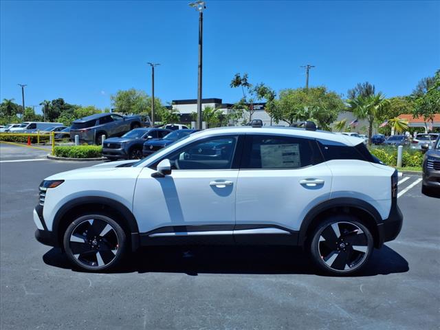 2025 Nissan Kicks SR