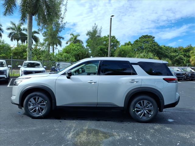 2025 Nissan Pathfinder S