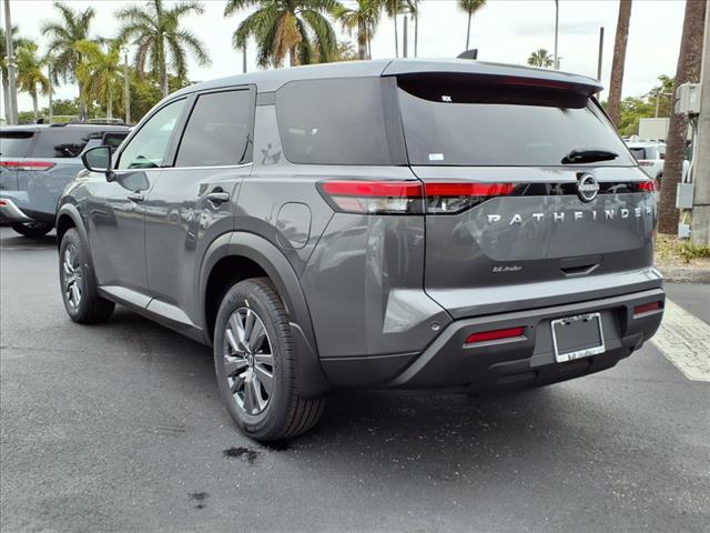 2025 Nissan Pathfinder S