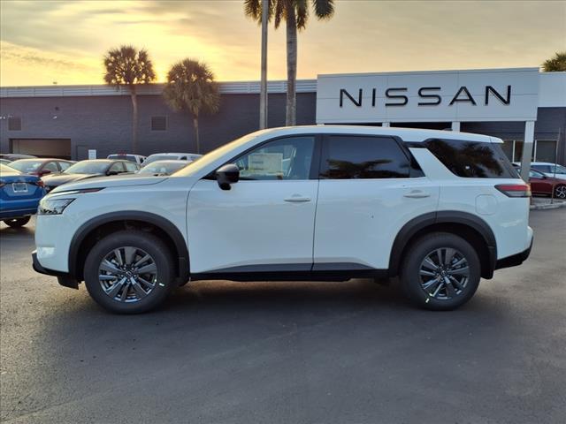 2025 Nissan Pathfinder S