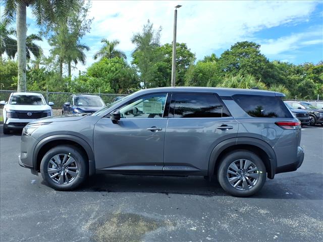 2025 Nissan Pathfinder S