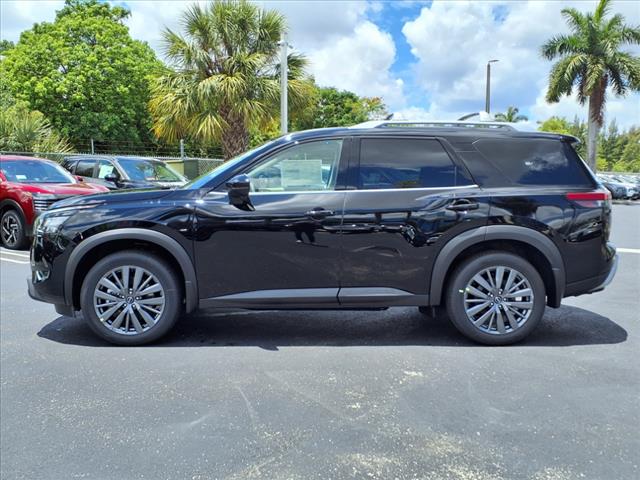 2025 Nissan Pathfinder SL