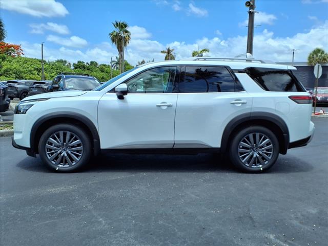 2025 Nissan Pathfinder SL