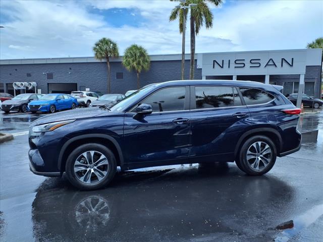 2023 Toyota Highlander 