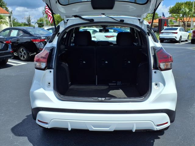 2023 Nissan Kicks SV