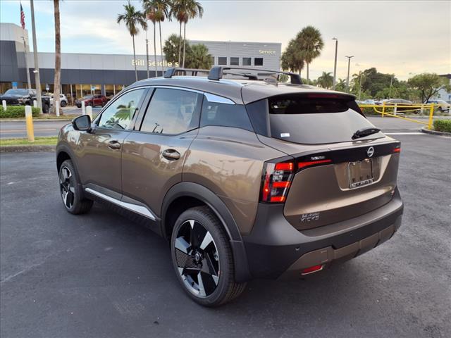 2025 Nissan Kicks SR