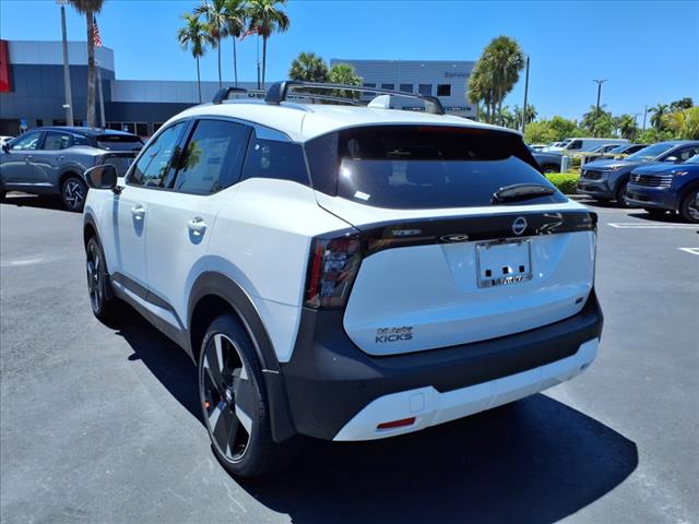 2025 Nissan Kicks SR