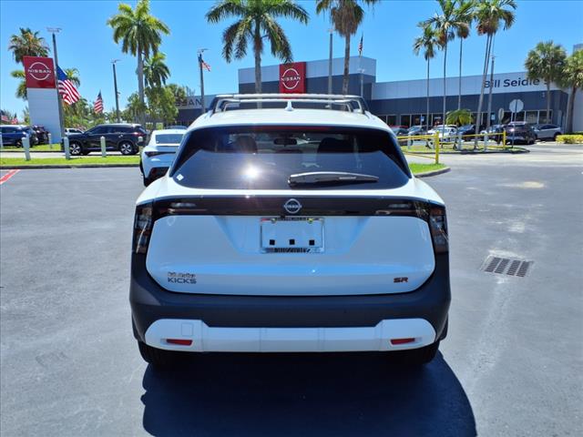 2025 Nissan Kicks SR