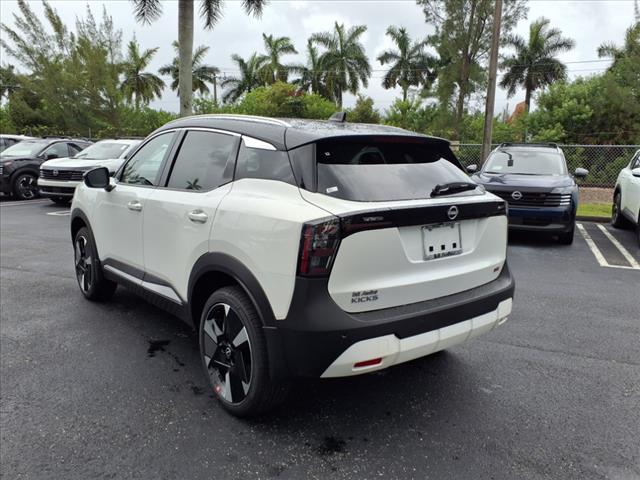 2025 Nissan Kicks SR