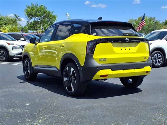 2025 Nissan Kicks SR