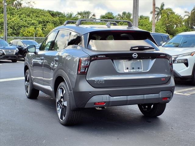2025 Nissan Kicks SR