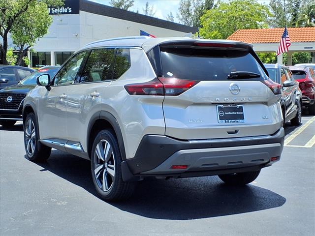 2021 Nissan Rogue SL