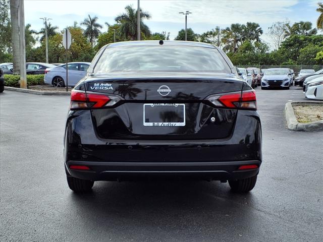 2025 Nissan Versa 1.6 S