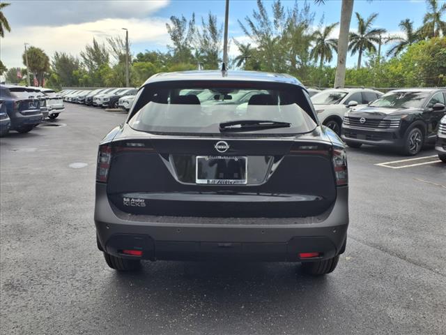 2025 Nissan Kicks S