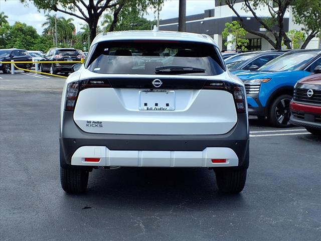 2025 Nissan Kicks SV