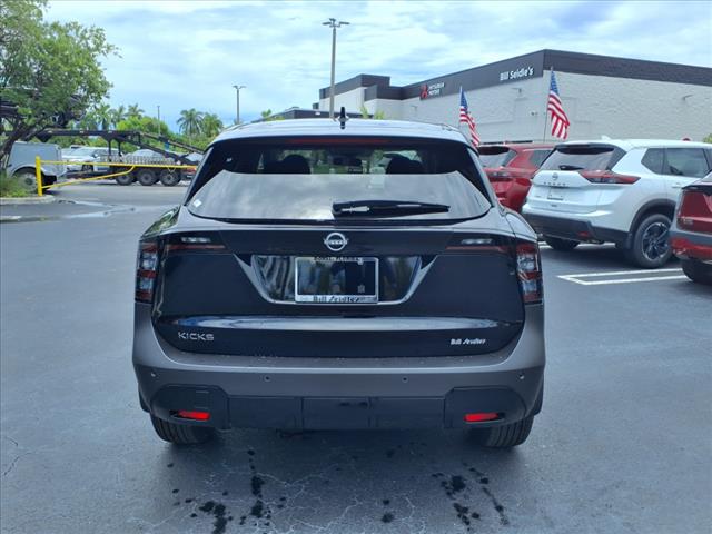 2025 Nissan Kicks SV