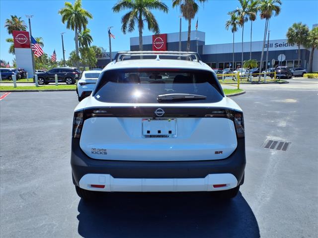 2025 Nissan Kicks SR