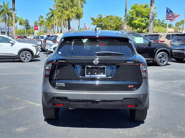 2025 Nissan Kicks SR