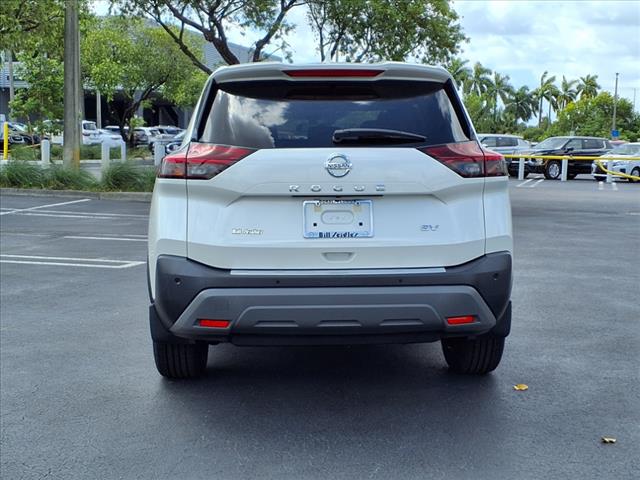 2021 Nissan Rogue SV