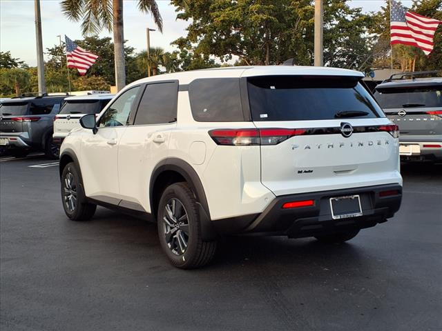 2025 Nissan Pathfinder S