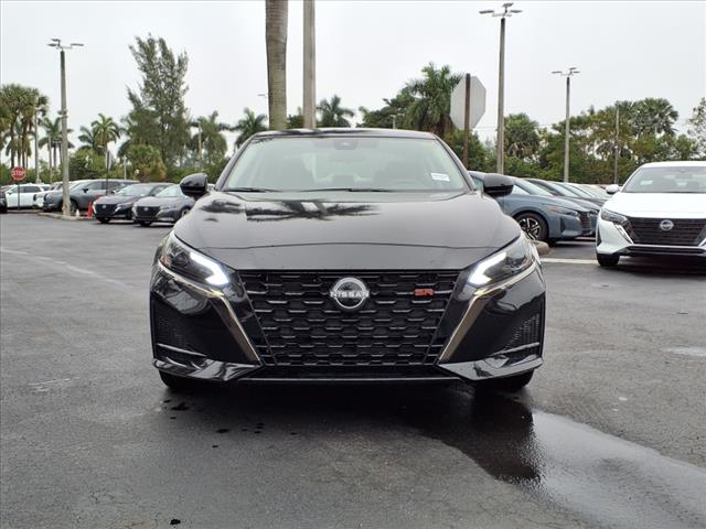 2025 Nissan Altima SR