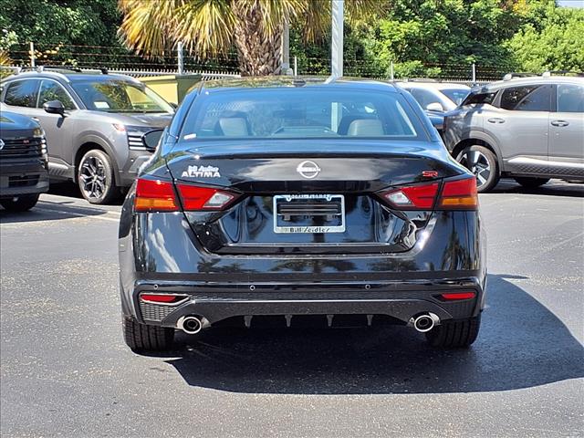 2025 Nissan Altima SR