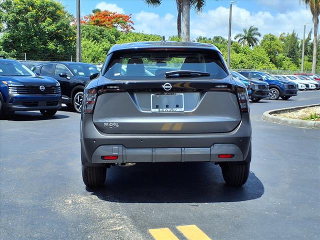 2025 Nissan Kicks S