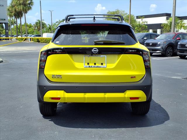 2025 Nissan Kicks SR