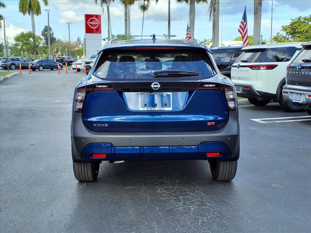2025 Nissan Kicks SR