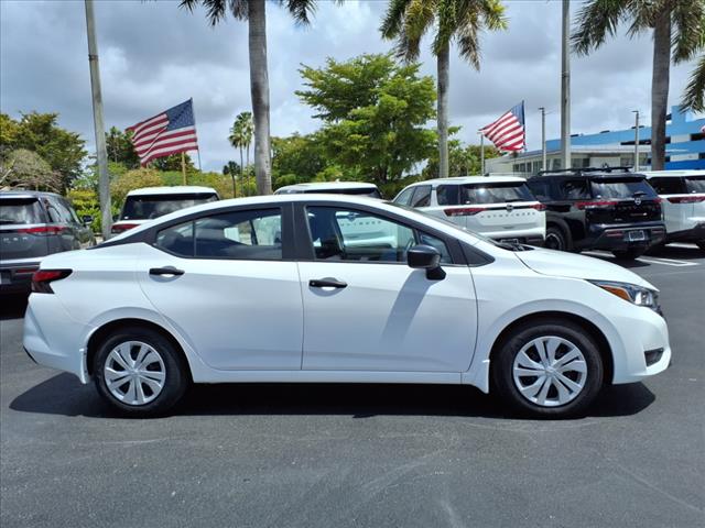 2024 Nissan Versa 1.6 S