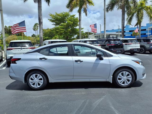 2024 Nissan Versa 1.6 S