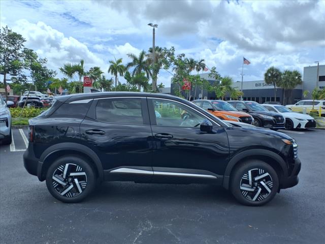 2025 Nissan Kicks SV