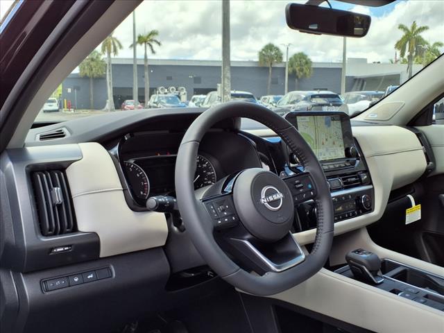 2025 Nissan Pathfinder SL