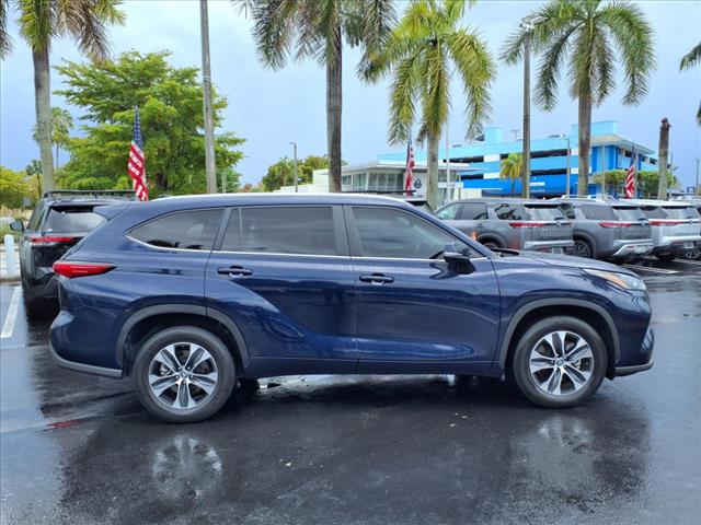 2023 Toyota Highlander 