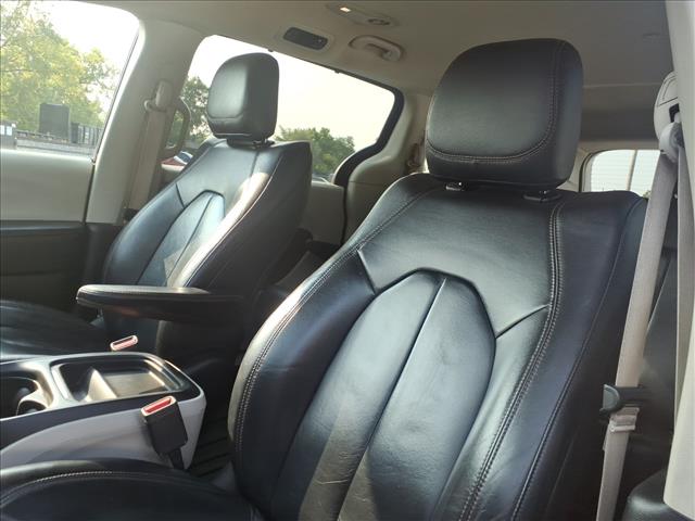 2017 Chrysler Pacifica Touring L