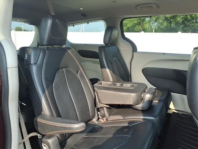 2017 Chrysler Pacifica Touring L