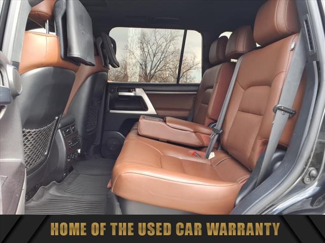 2017 Toyota Land Cruiser Base