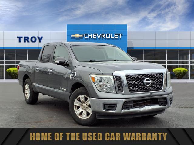 2017 Nissan Titan SV