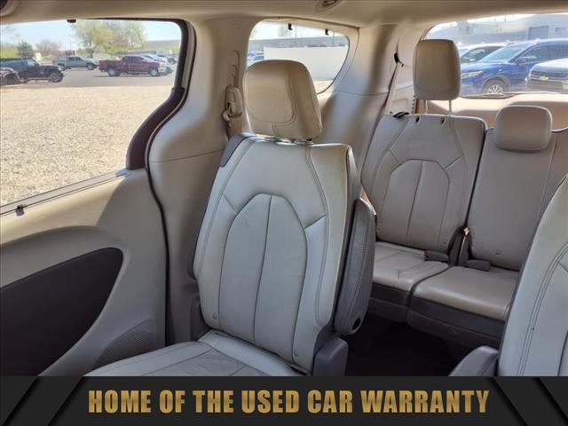 2017 Chrysler Pacifica Touring-L