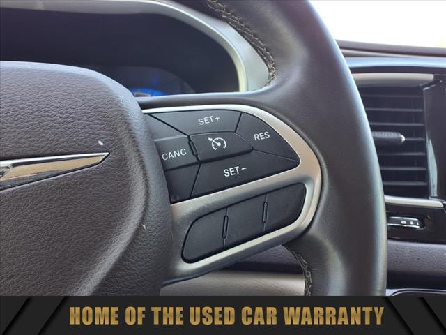 2017 Chrysler Pacifica Touring-L