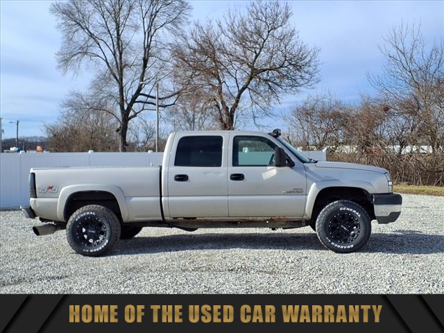 2004 Chevrolet Silverado 2500HD LS