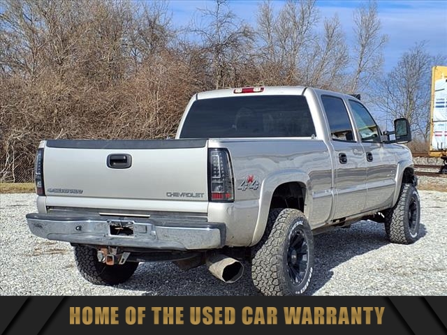 2004 Chevrolet Silverado 2500HD LS