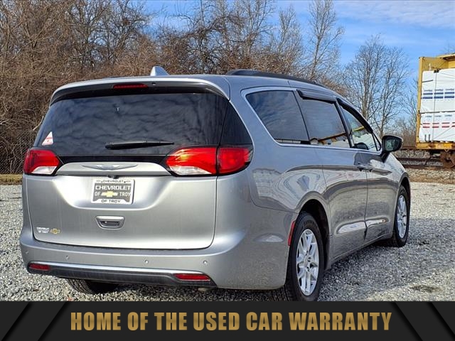 2017 Chrysler Pacifica Touring-L