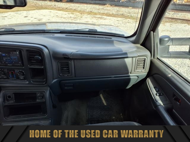 2004 Chevrolet Silverado 2500HD LS