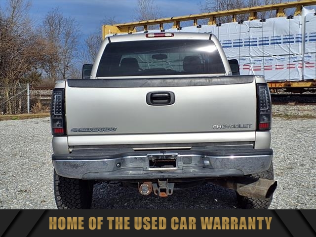 2004 Chevrolet Silverado 2500HD LS
