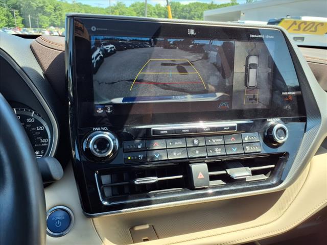 2021 Toyota Highlander Hybrid Platinum
